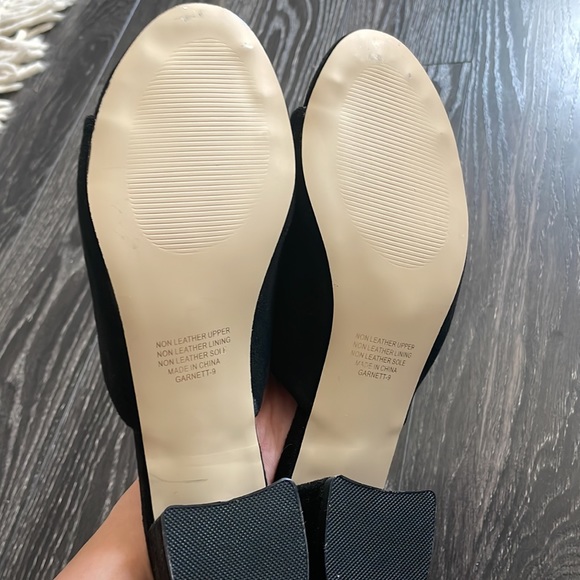 Therapy black suede mule sandals size 9 NWT - Picture 4 of 5